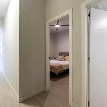 House Near The With Rooftop And Bbq *