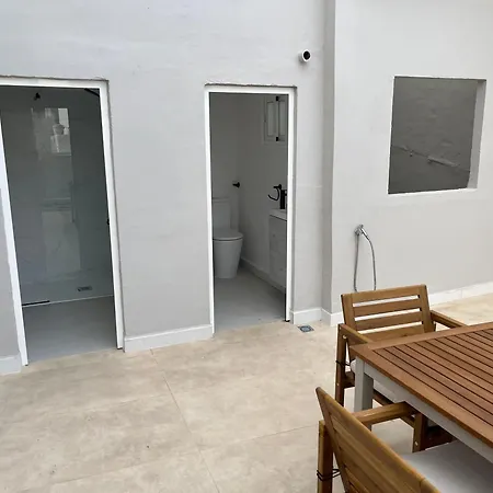 House Near The With Rooftop And Bbq 別荘 *