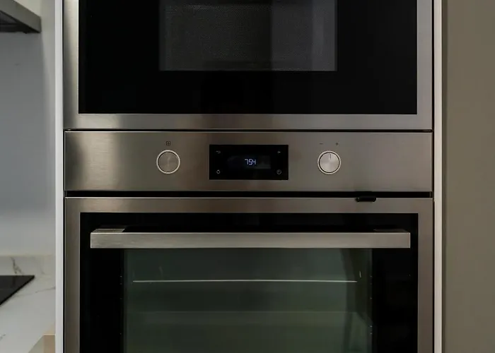 House Near The With Rooftop And Bbq