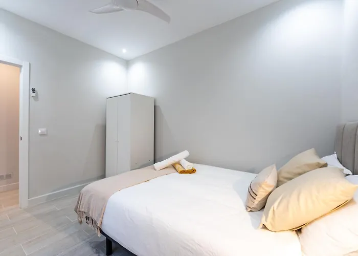 Vakantiehuis House Near The With Rooftop And Bbq Las Palmas