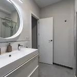 Holiday home House Near The With Rooftop And Bbq *