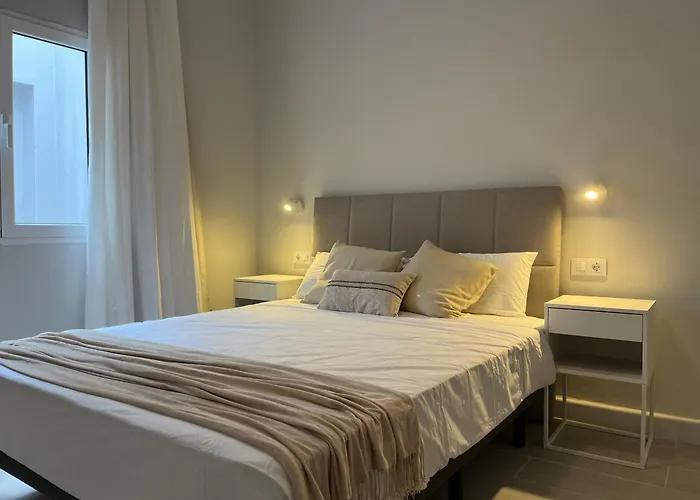 Prázdninový dům House Near The With Rooftop And Bbq *